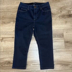 d. jeans Navy Capris